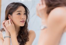 جلوگیری از بسته شدن سوراخ گوش