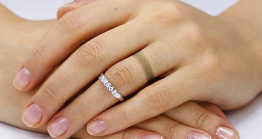 علت سبز شدن بدلیجات