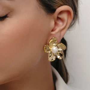 گوشواره استیل ٣١۶ گل و مروارید